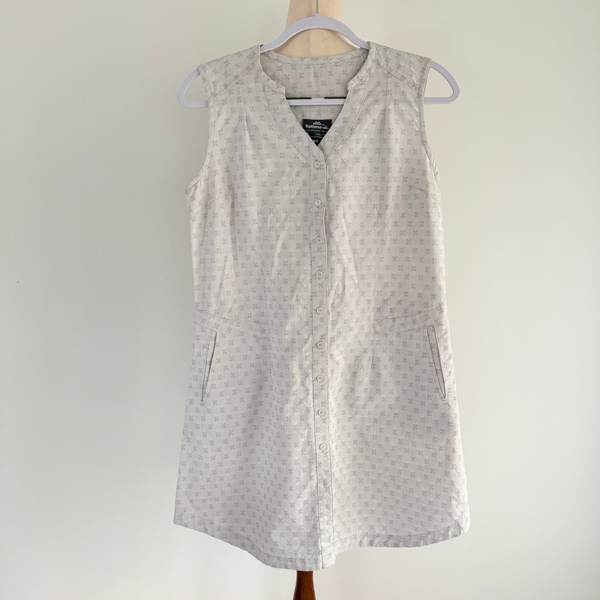 Kathmandu Grey Organic Cotton Sleeveless Button Dress Sz 12 Geometric Casual - Image 1