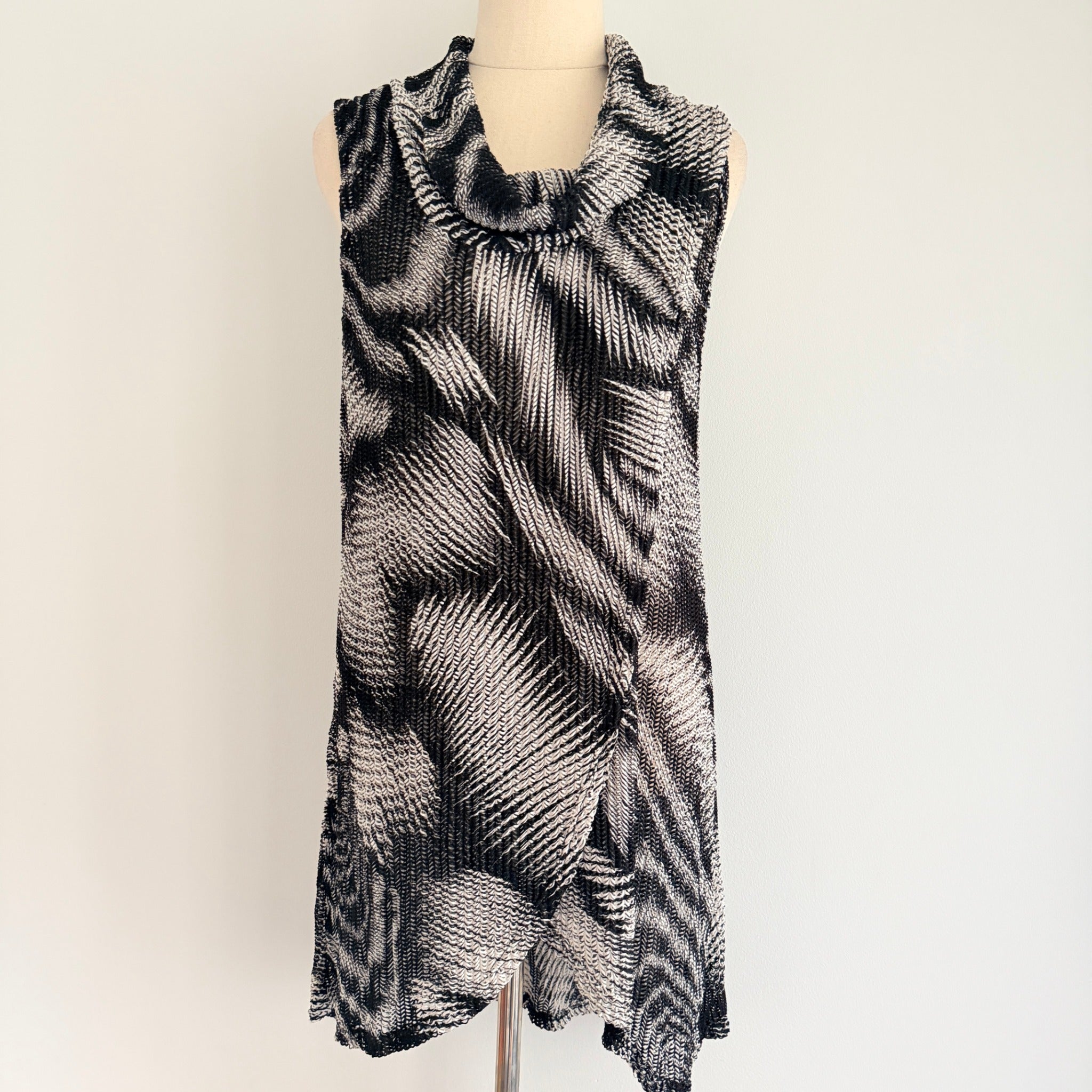 LILIA Black White Polyester Cowl Neck Sleeveless Tunic Top Size M Casual - Image 1