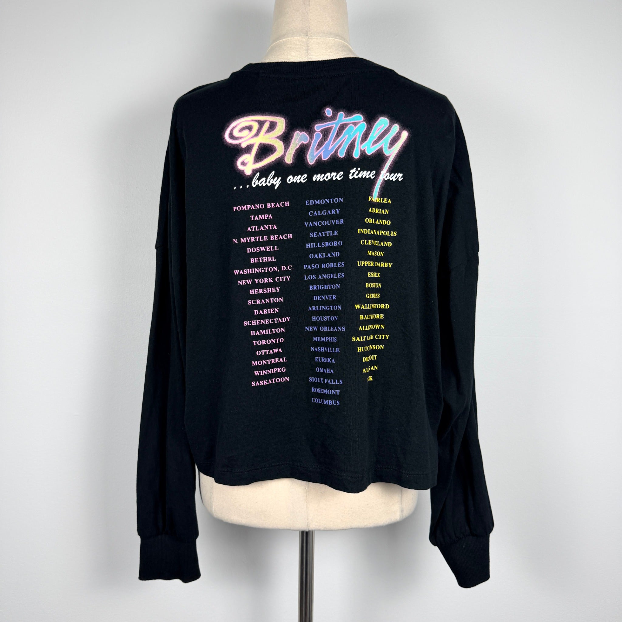 Britney Spears Black Cotton Long Sleeve Crop Top Size 12 Graphic Tour Tee Casual - Image 2