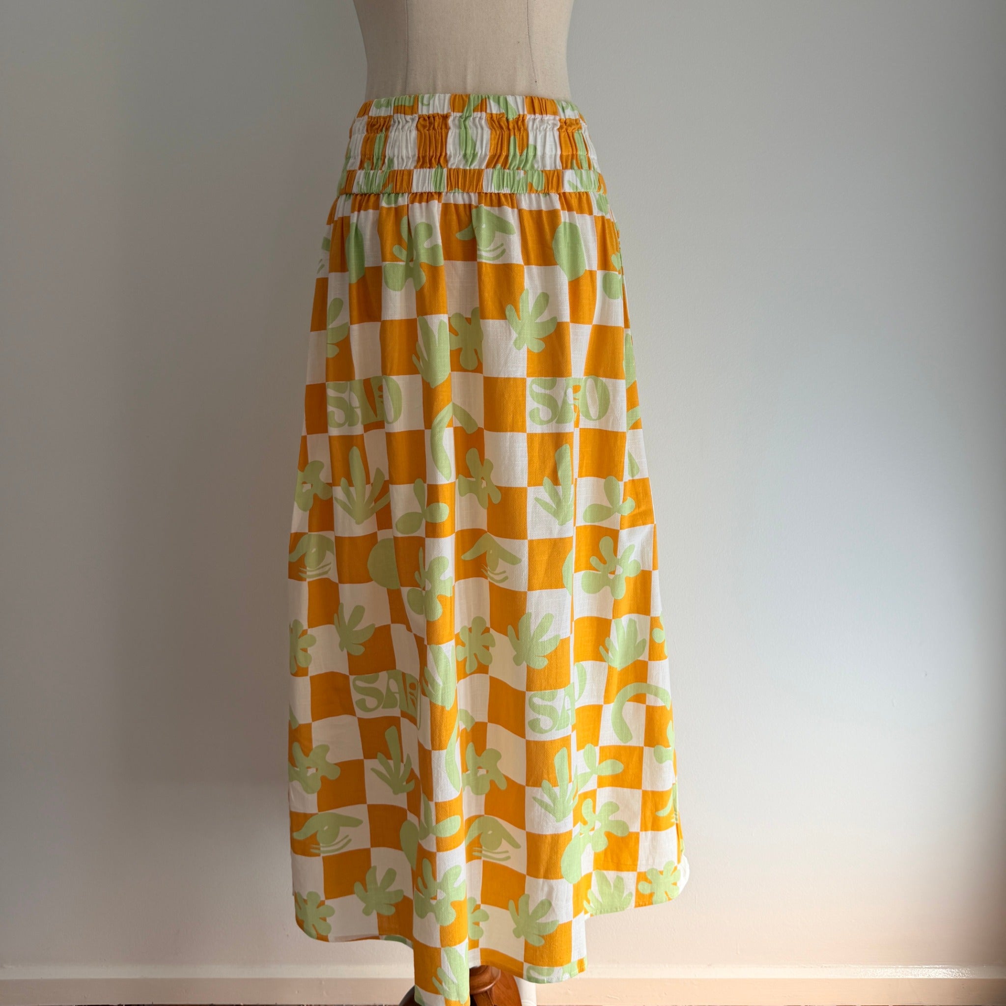 Sabo Orange And White Checkered Leaf Print Maxi Skirt - Image 13