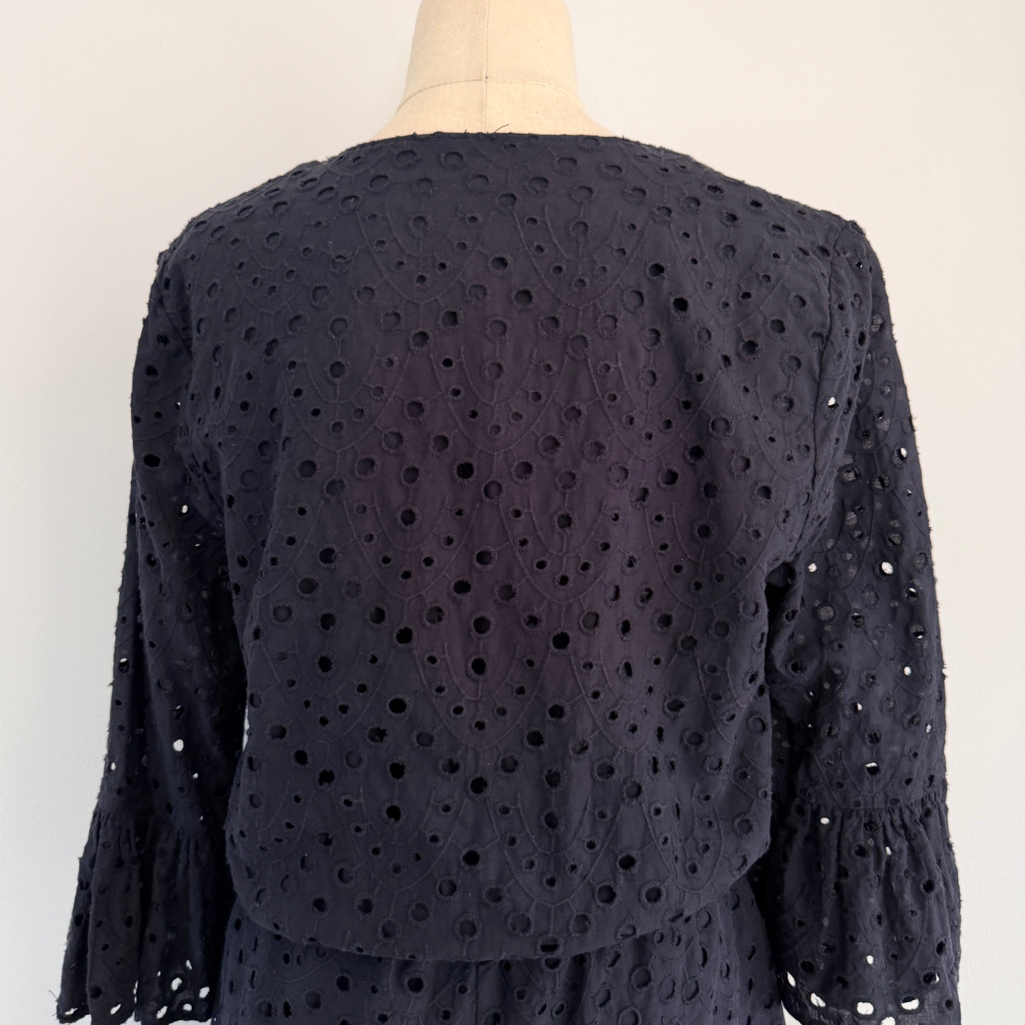 Seed Heritage Black Cotton Eyelet Playsuit Sz 10 Tie-Front Bell Sleeve Summer - Image 3