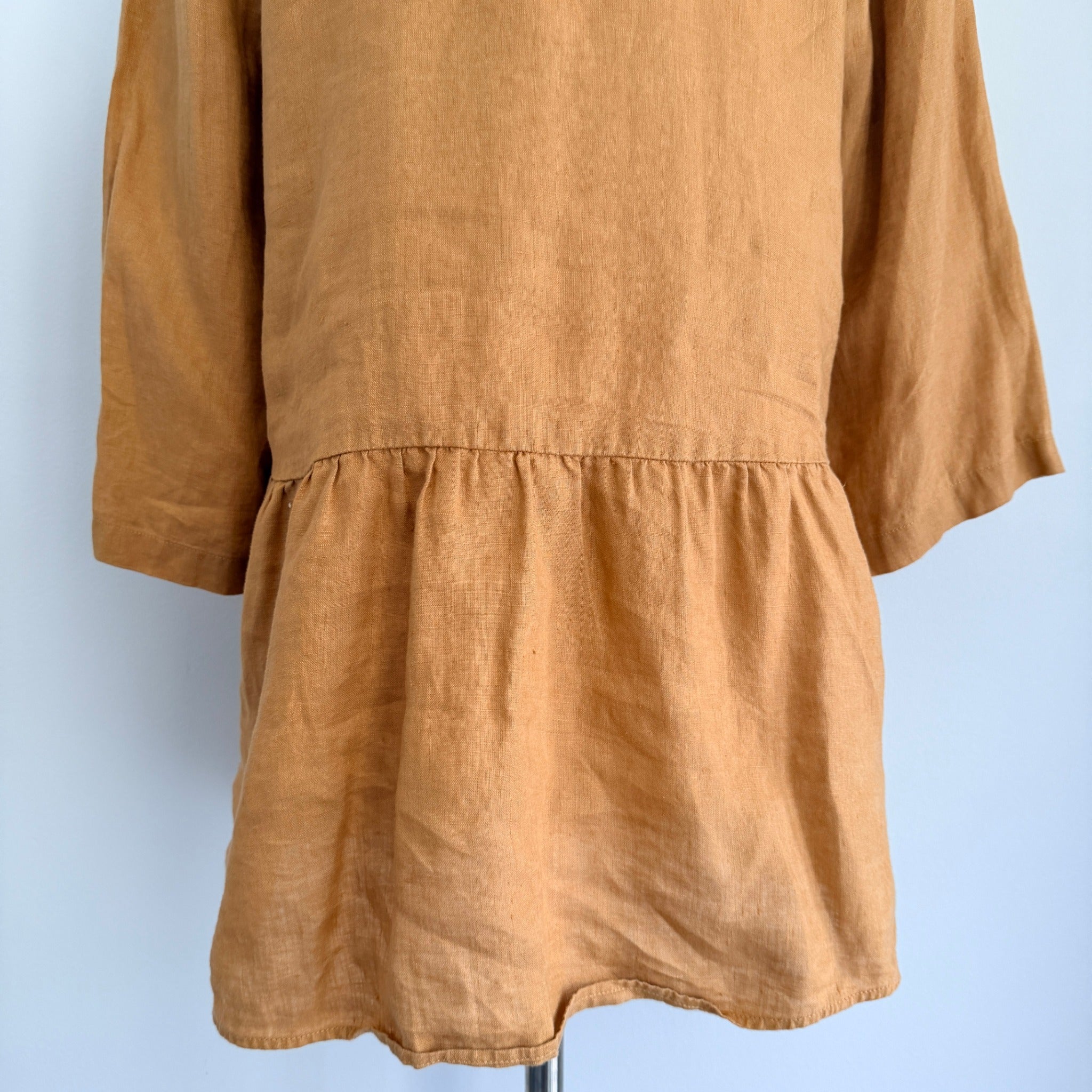 Sussan Linen Tunic Top Ochre V-Neck Button-Down Size 6 Relaxed Summer Casual - Image 17