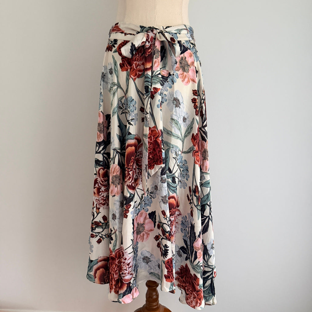 Sheike Floral Wrap Skirt - Elegant High-Low Hemline, Size 8 - Image 16