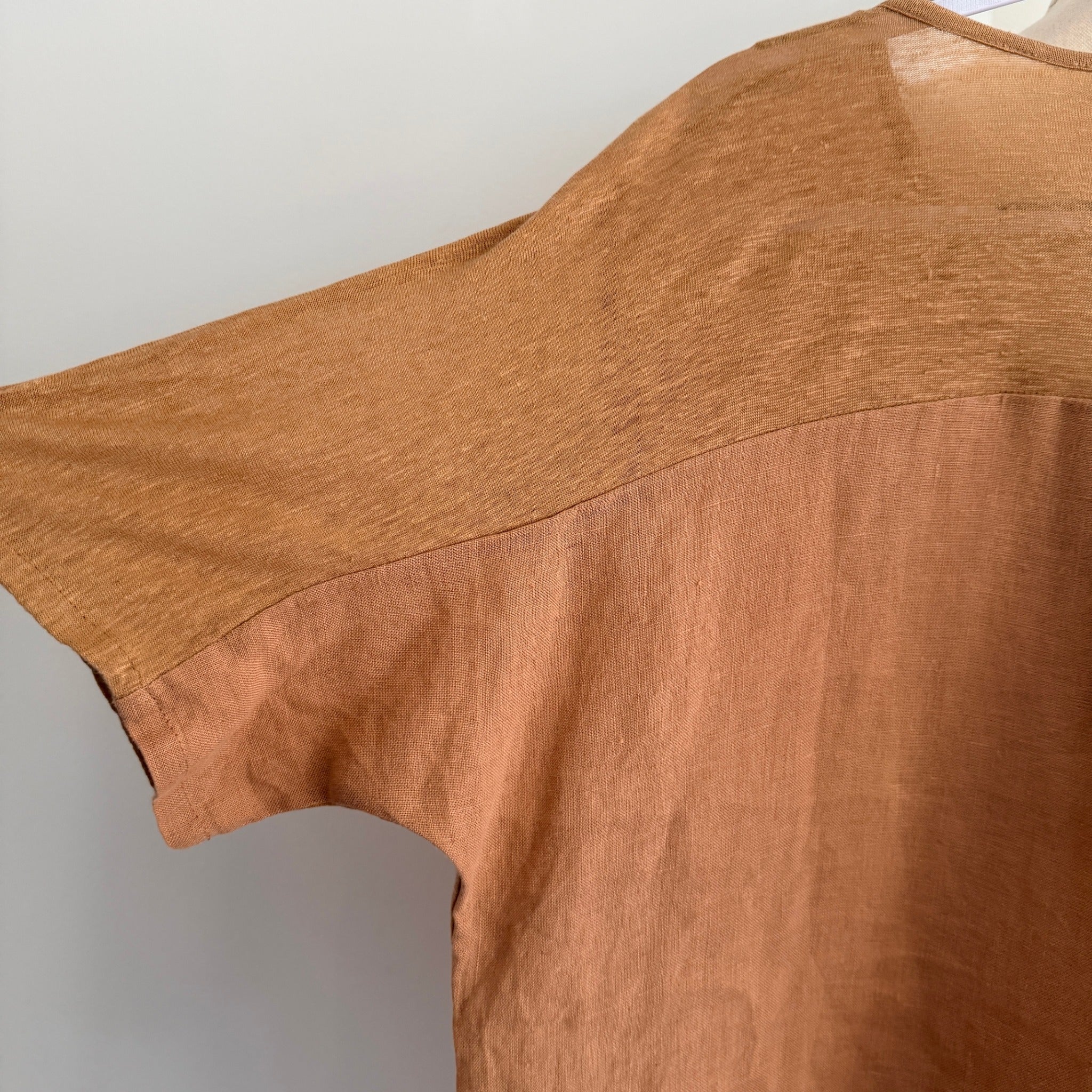 The Shanty Corporation Linen Top Tan V-Neck Relaxed Fit Size S Summer Casual - Image 13