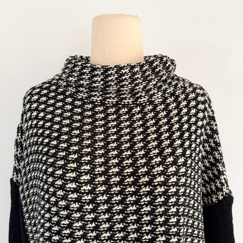 Guess Los Angeles Black White Houndstooth Wool Sweater Sz S Cowl Neck Winter - Image 3