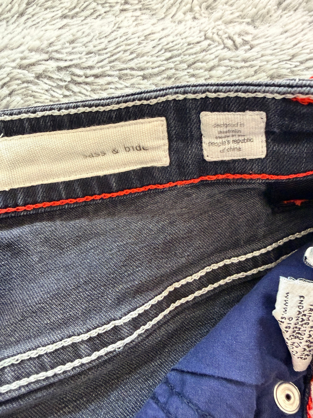 Sass & Bide Dark Wash Denim Jeans High-Rise Raw Hem Detail sz 27 - Image 16