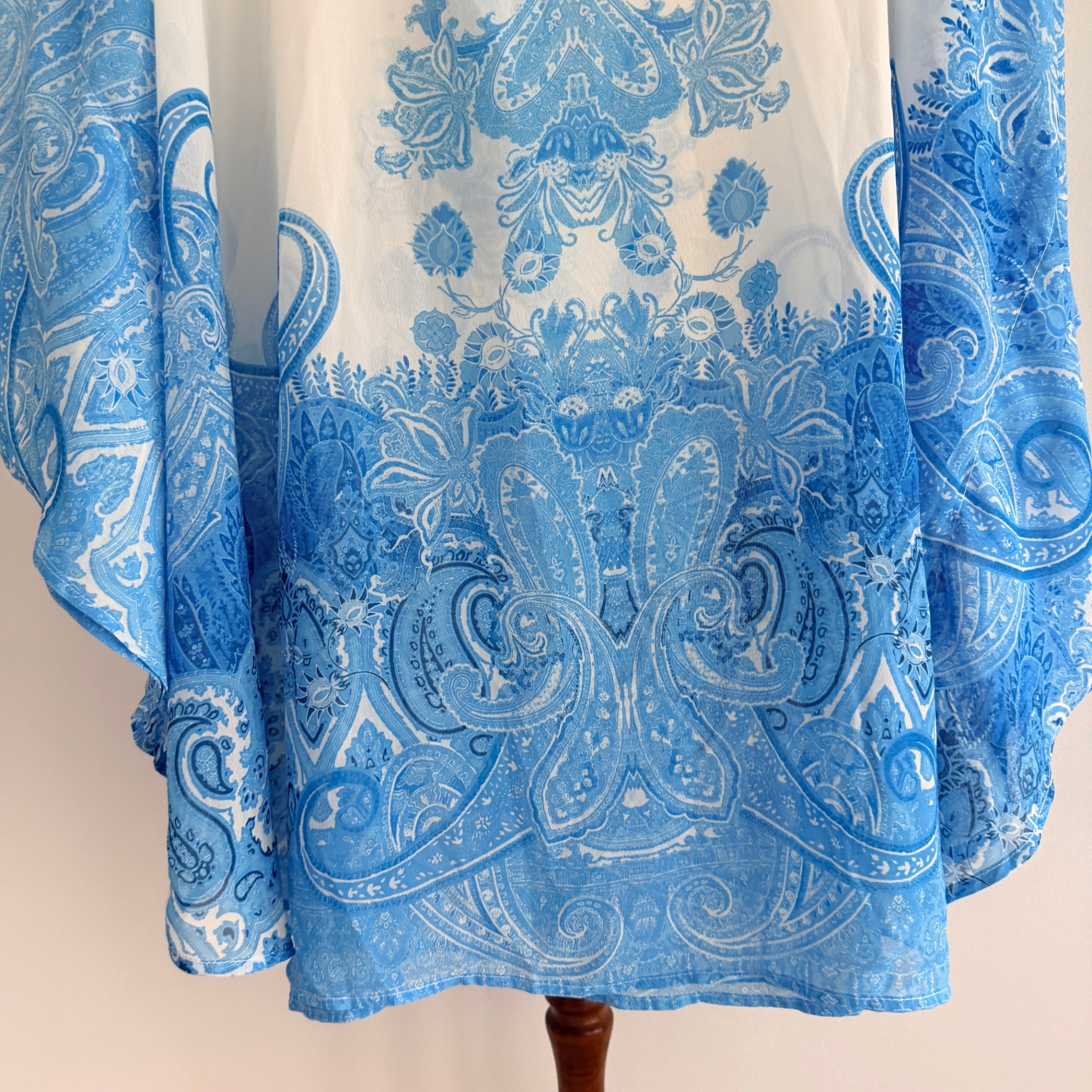 Beme Blue White Paisley Polyester Kaftan Top Size XXL Boho Beach Cover Up BNWT - Image 15