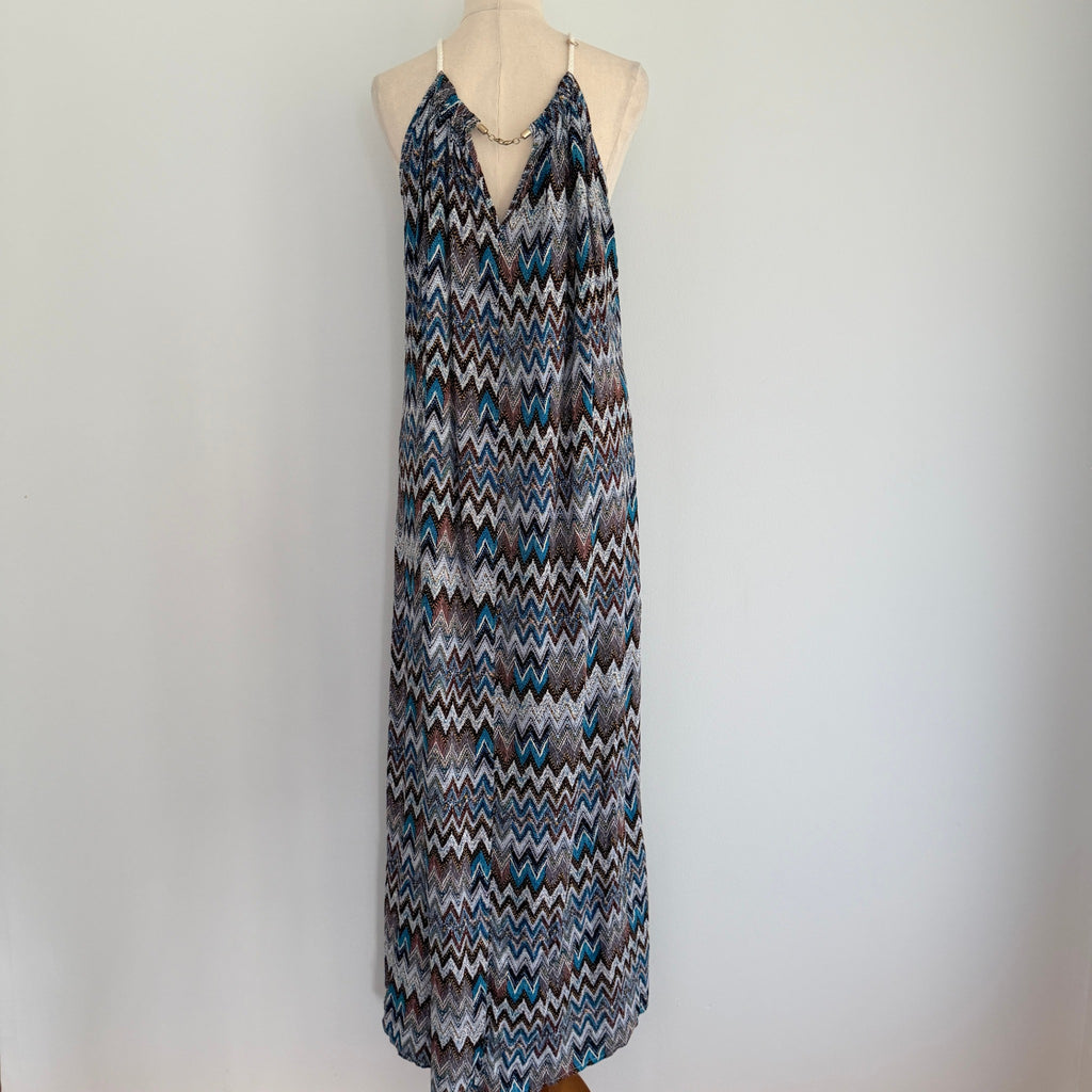 Caroline Morgan Multi Blue Chevron Print Maxi Dress With Gold Hardware - Image 4