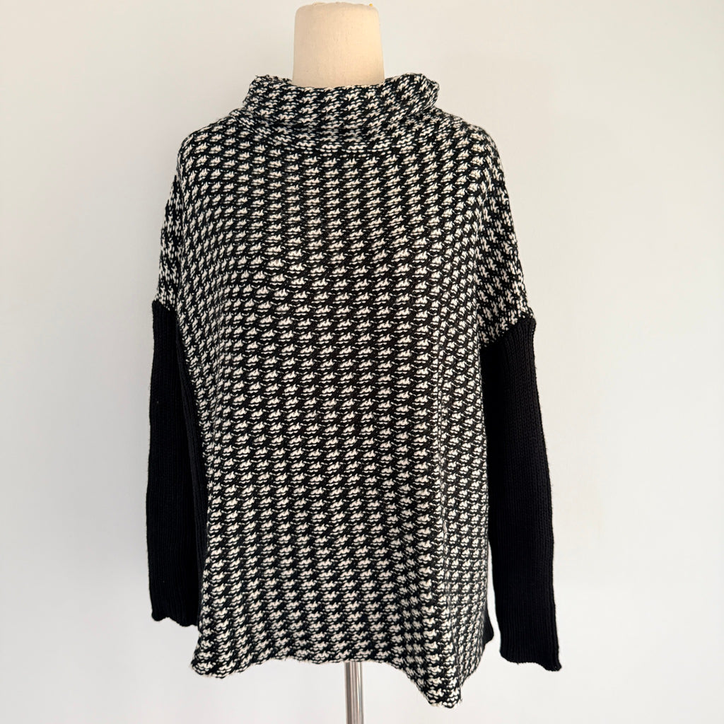 Guess Los Angeles Black White Houndstooth Wool Sweater Sz S Cowl Neck Winter - Image 1