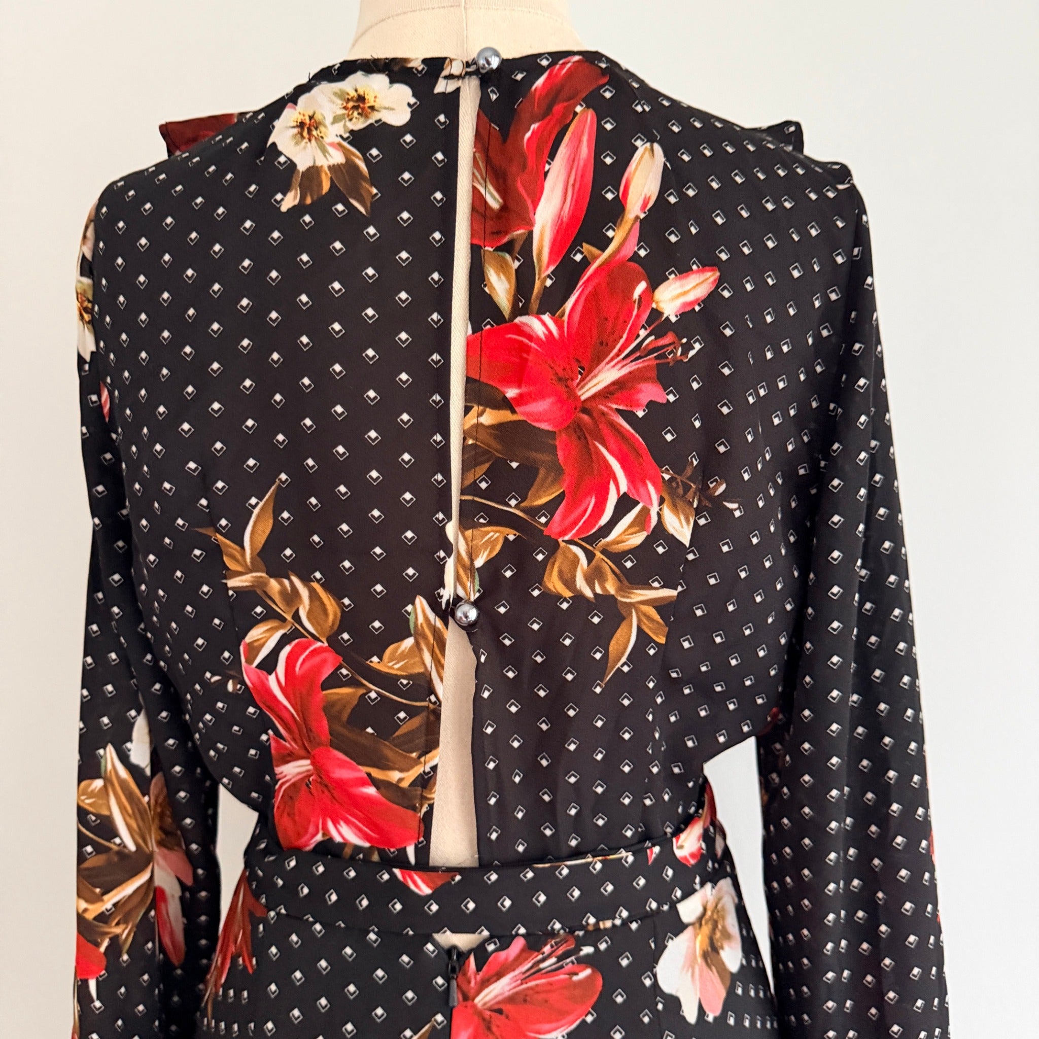 Sheike Black Floral Polka Dot Ruffle Wrap Dress Size 8 - Image 20
