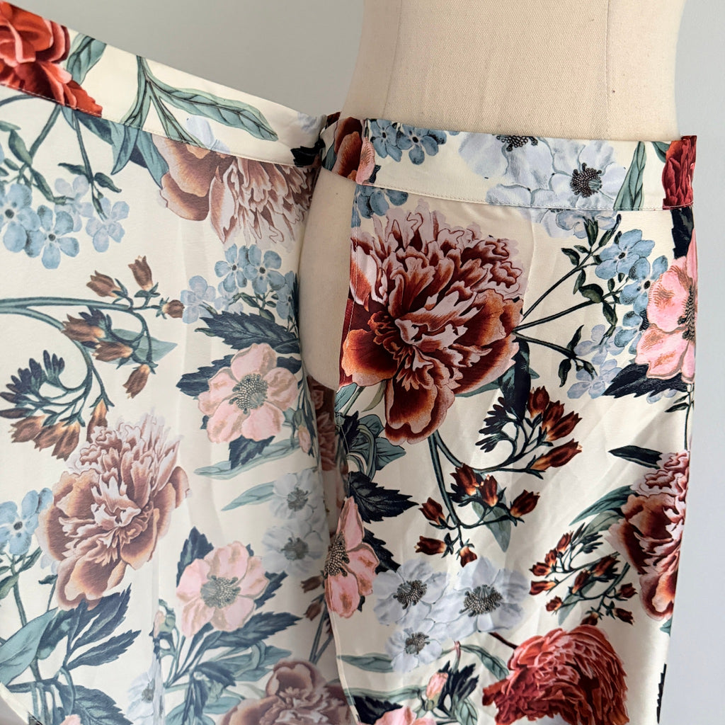 Sheike Floral Wrap Skirt - Elegant High-Low Hemline, Size 8 - Image 6