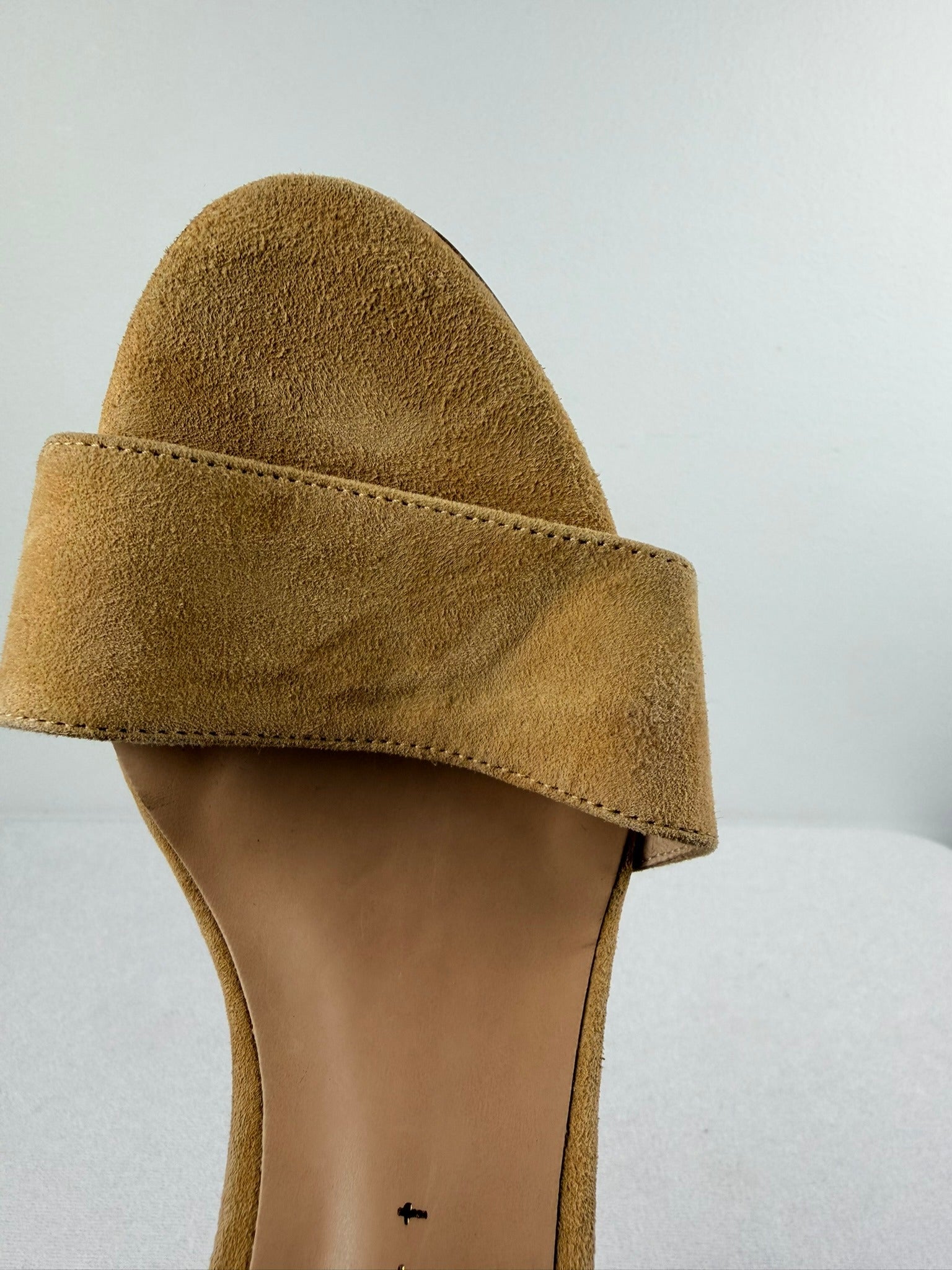 Robert Robert Tan Suede Ankle Wrap Block Heel Sandals Size 39 - Image 9