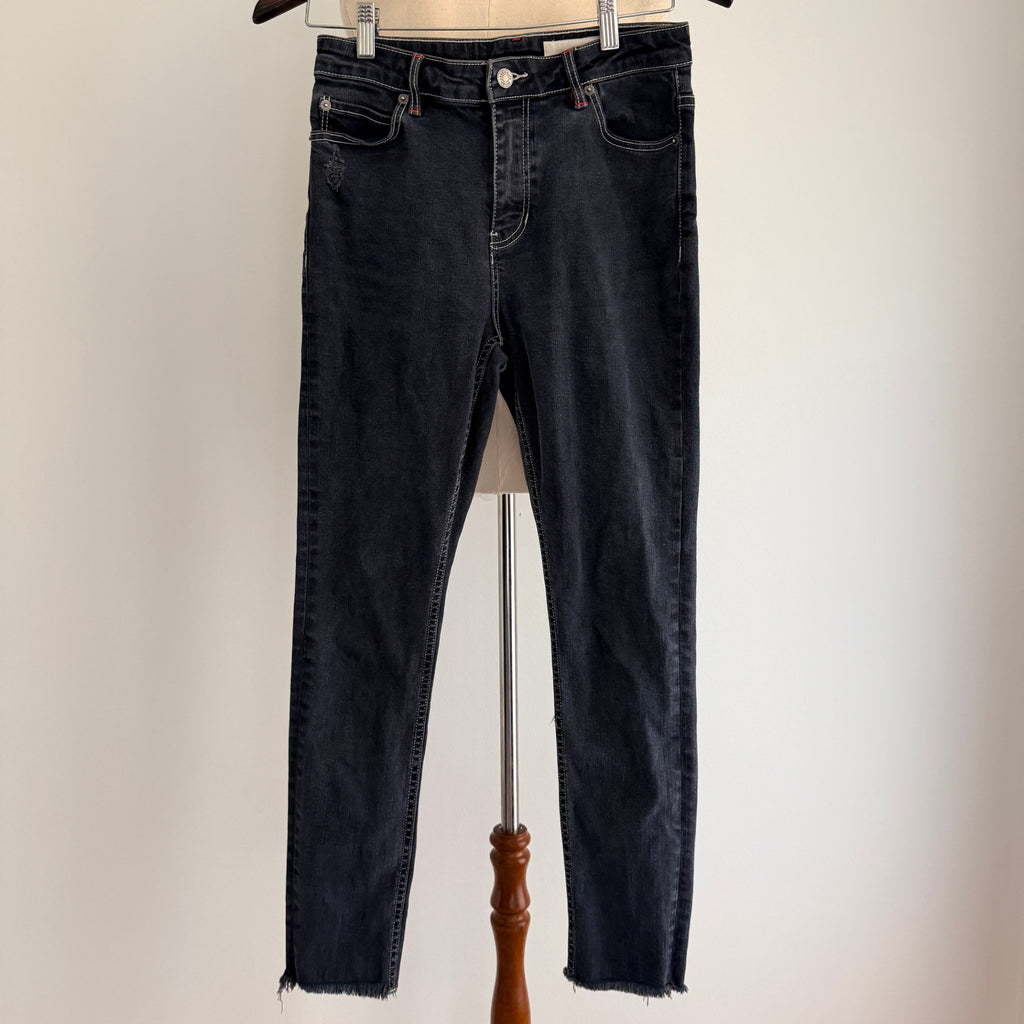 Sass & Bide Dark Wash Denim Jeans High-Rise Raw Hem Detail sz 27 - Image 2