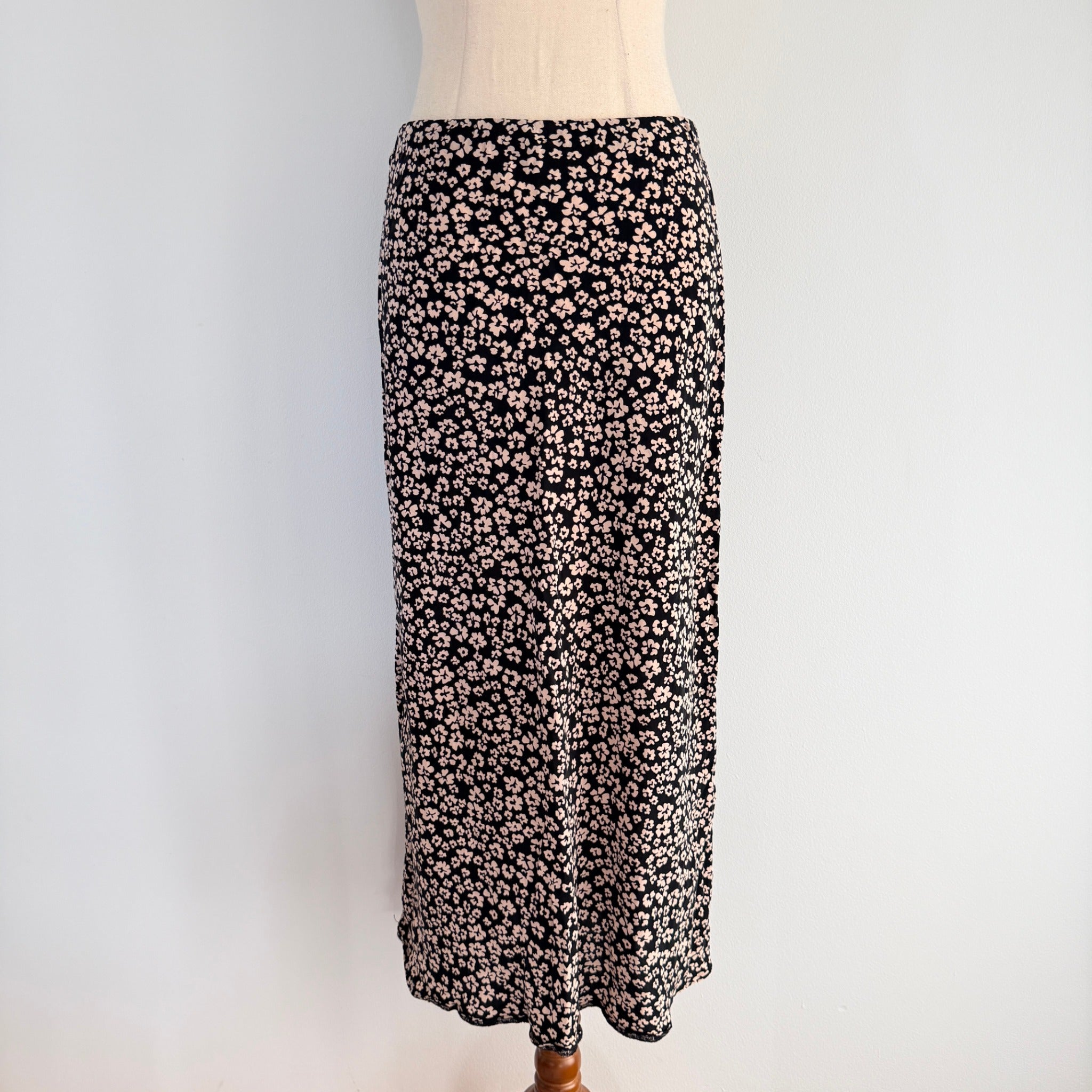 Kookai Black White Ditsy Floral Midi Skirt Size 38 Bias Cut Casual Day - Image 12
