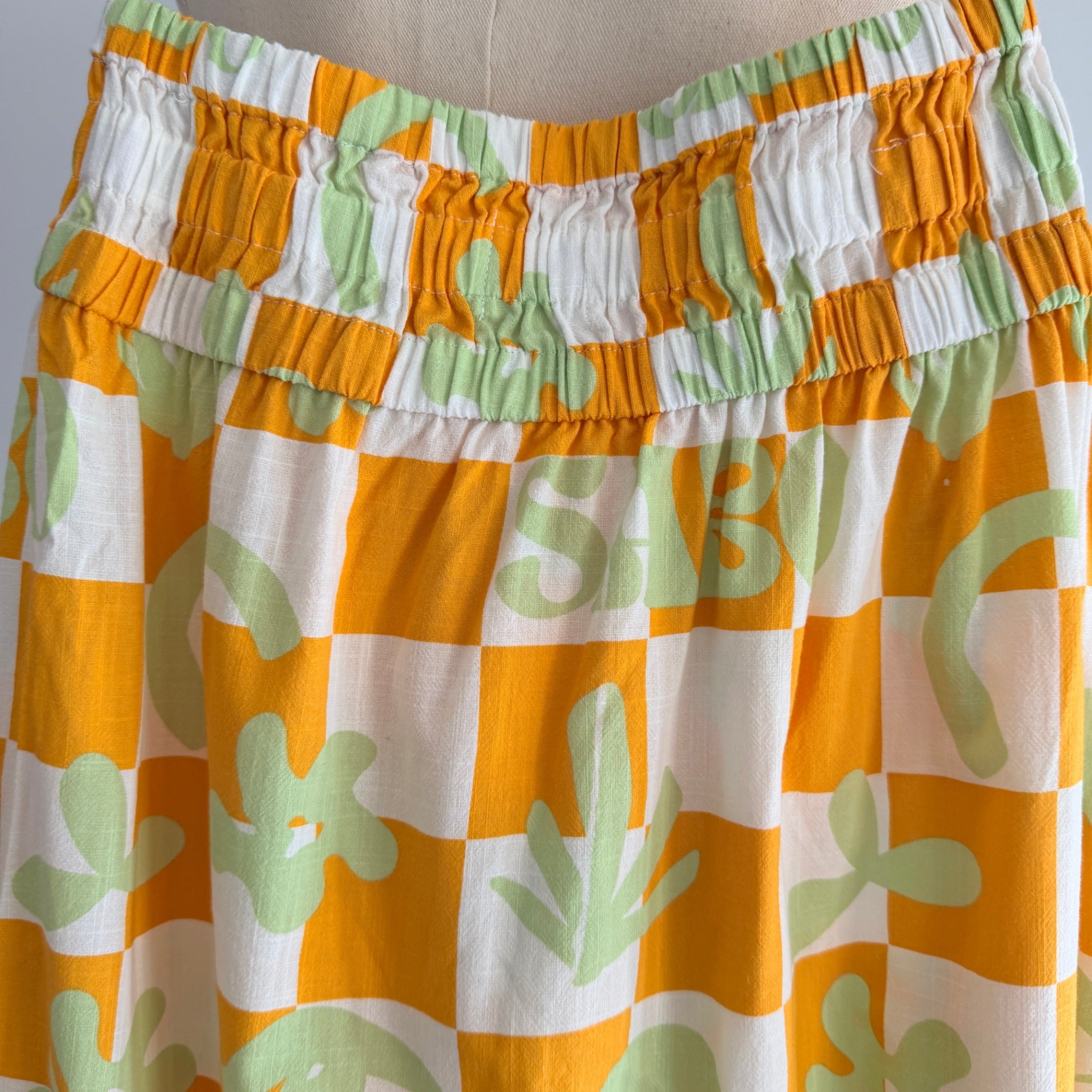 Sabo Orange And White Checkered Leaf Print Maxi Skirt - Image 2