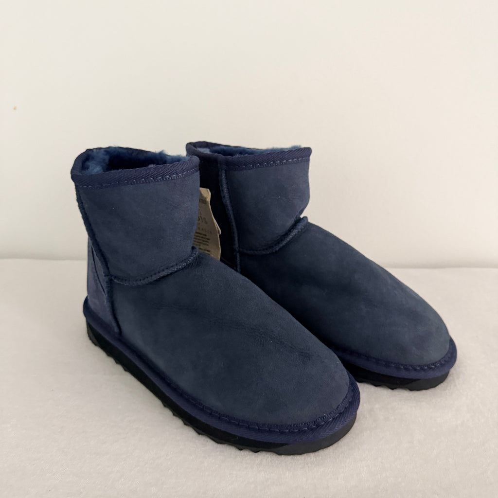 UGG BOOTS OF AUSTRALIA Sheepskin Ultra Mini Boots Red Size 5 AU BNWT - Image 1
