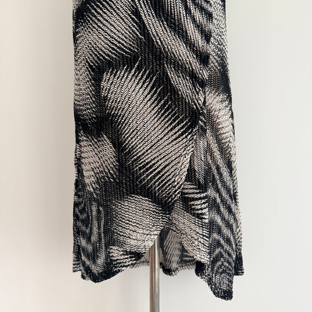 LILIA Black White Polyester Cowl Neck Sleeveless Tunic Top Size M Casual - Image 15