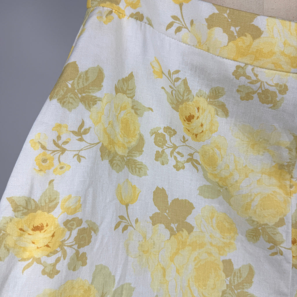 Dotti Yellow Floral Linen Blend Shorts - Size 12 - Image 3