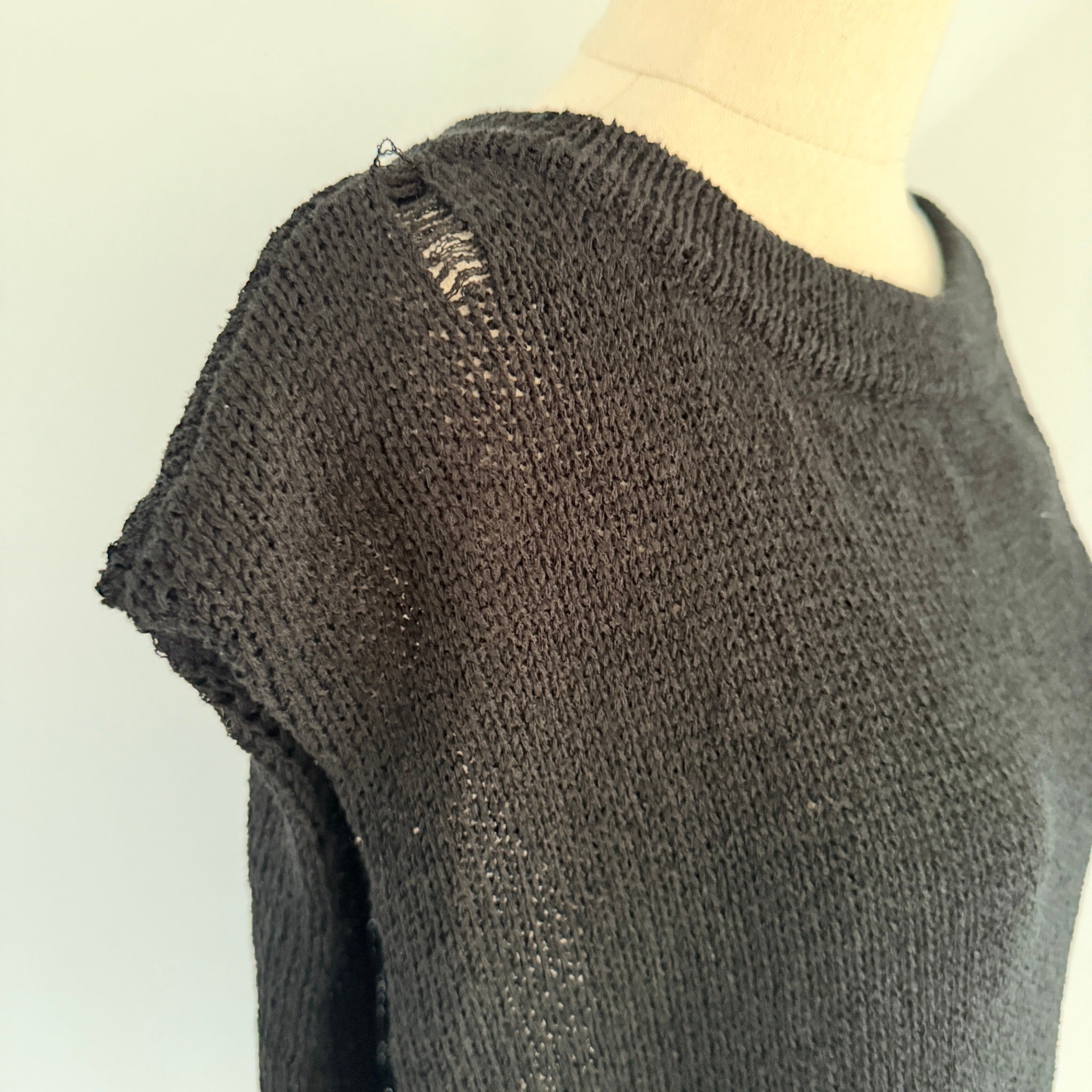 Sass Black Polyester Ribbed Knit Tank Top Sz 8 Boat Neck Casual BNWT - Image 9