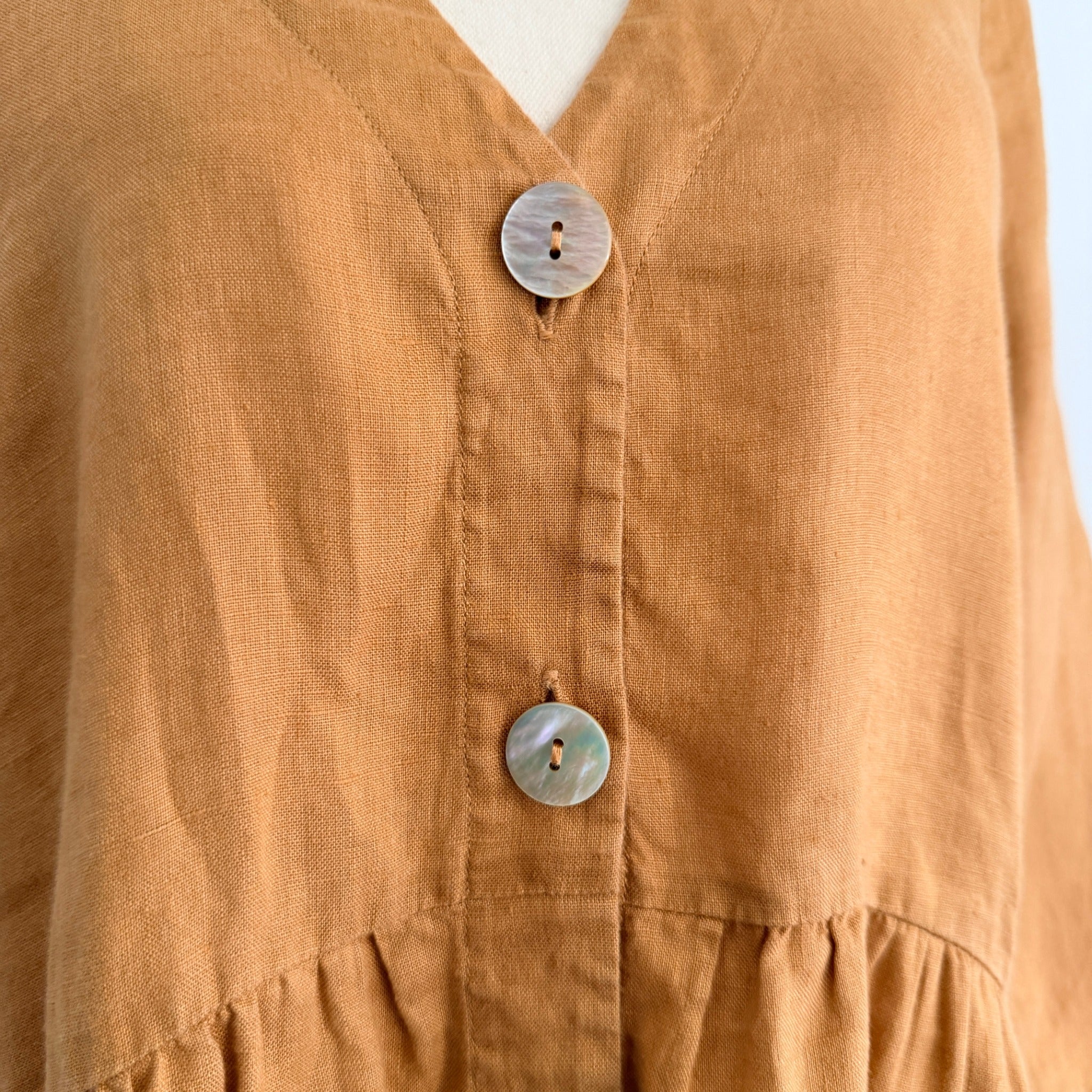Sussan Linen Tunic Top Ochre V-Neck Button-Down Size 6 Relaxed Summer Casual - Image 5