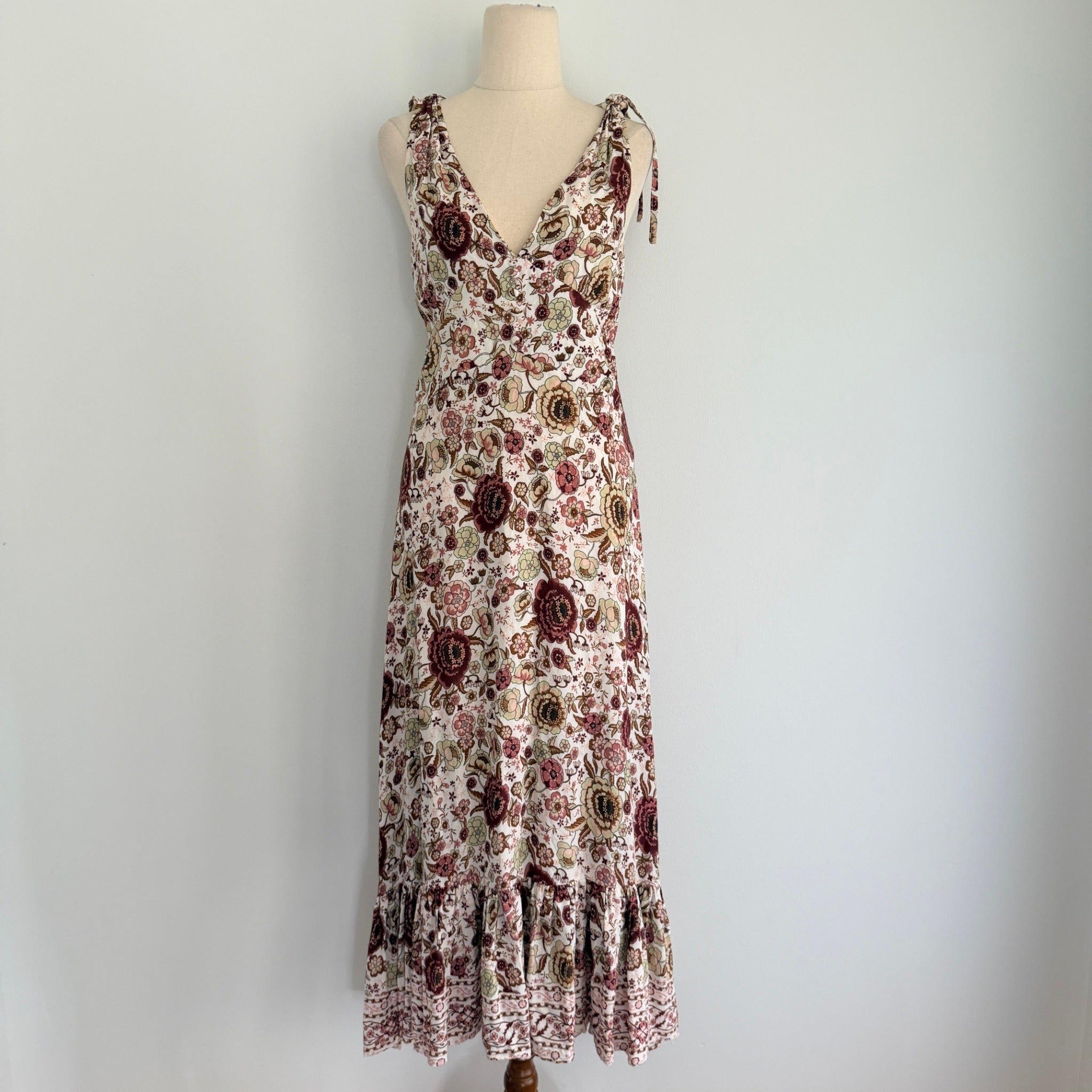 White Closet Womens Sz 8 Rayon Floral Maxi Dress Tie Shoulder Boho Summer - Image 1