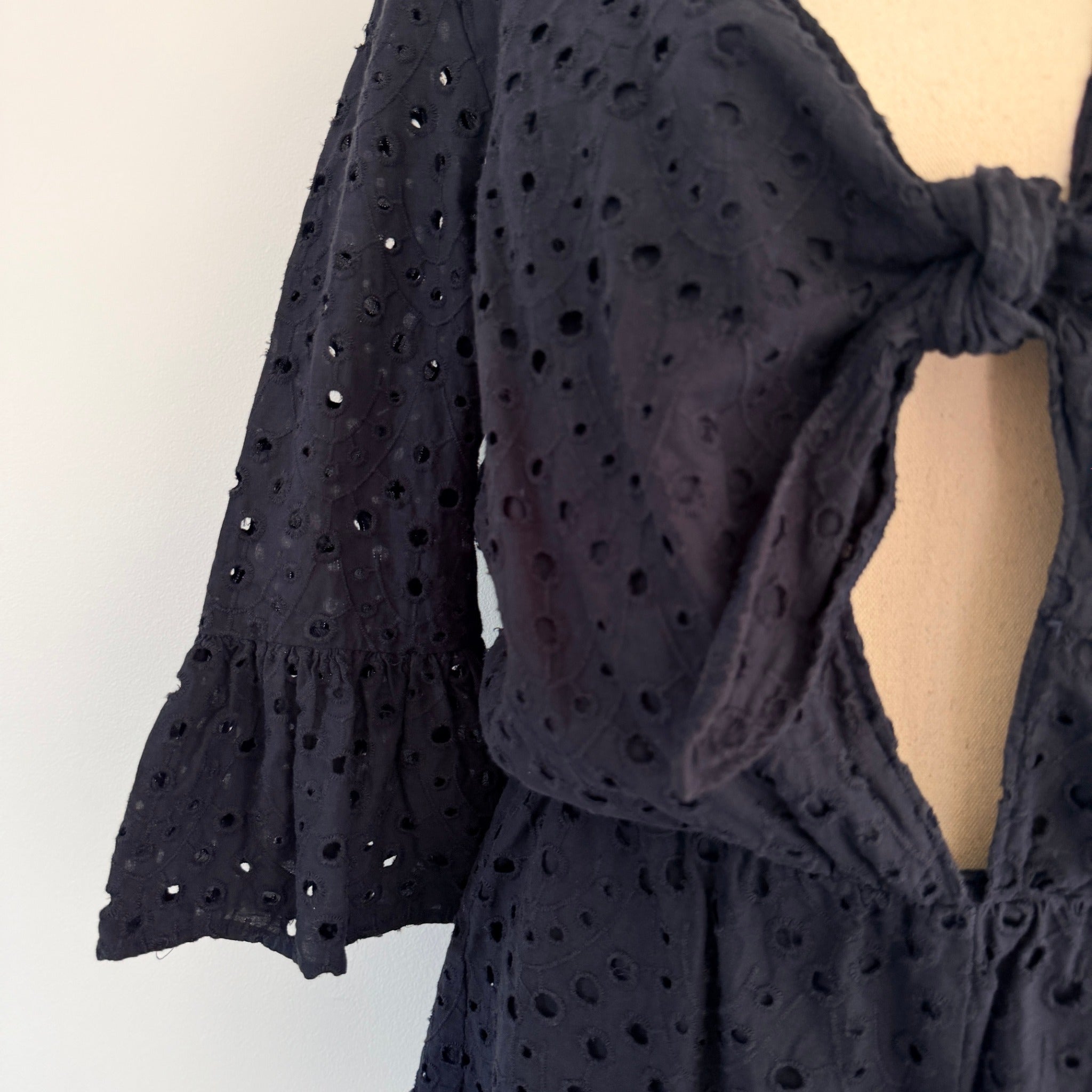 Seed Heritage Black Cotton Eyelet Playsuit Sz 10 Tie-Front Bell Sleeve Summer - Image 5