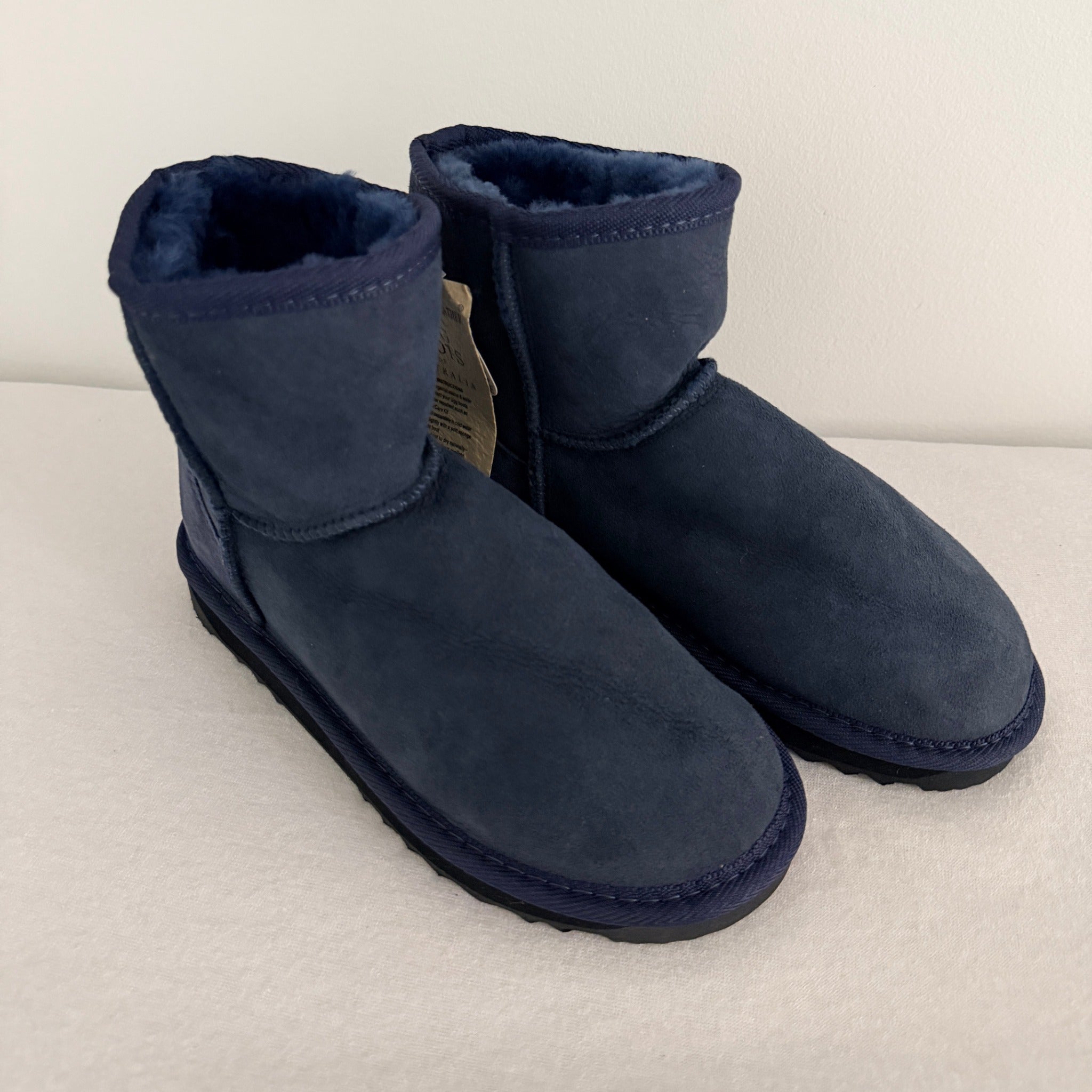 UGG BOOTS OF AUSTRALIA Sheepskin Ultra Mini Boots Red Size 5 AU BNWT - Image 9