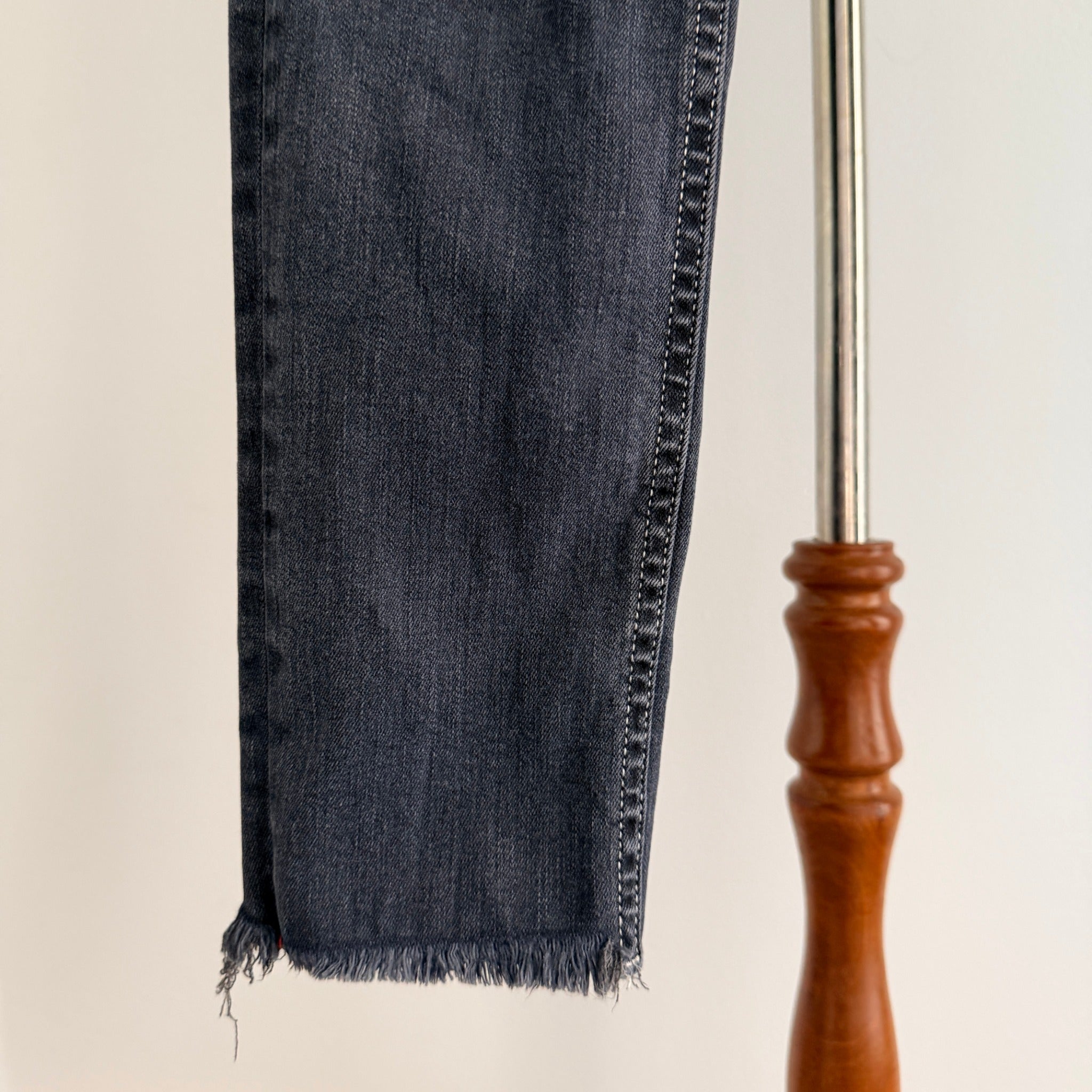 Sass & Bide Dark Wash Denim Jeans High-Rise Raw Hem Detail sz 27 - Image 6