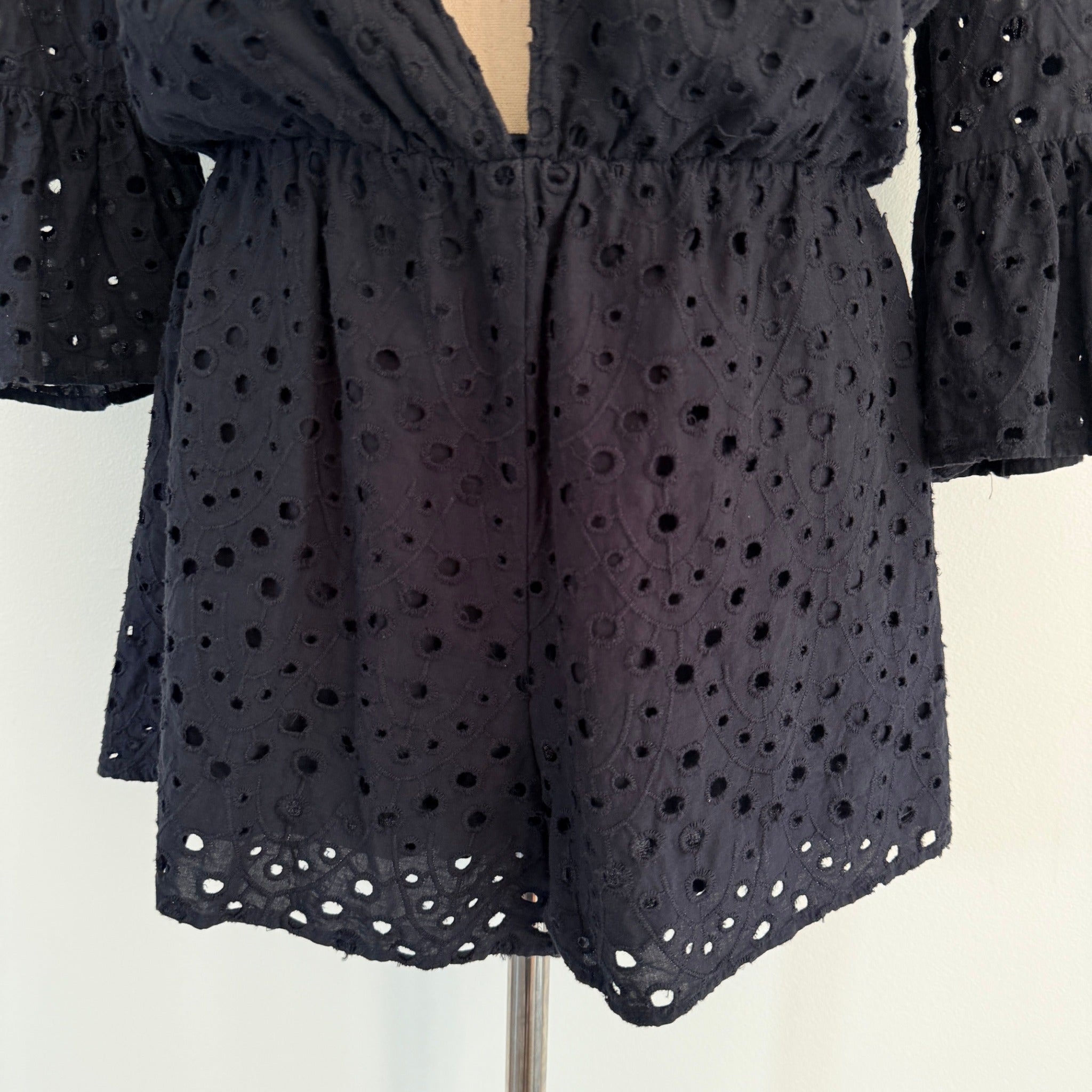 Seed Heritage Black Cotton Eyelet Playsuit Sz 10 Tie-Front Bell Sleeve Summer - Image 7