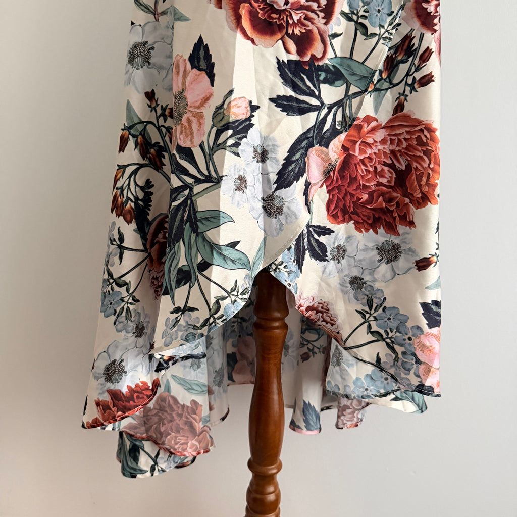 Sheike Floral Wrap Skirt - Elegant High-Low Hemline, Size 8 - Image 8