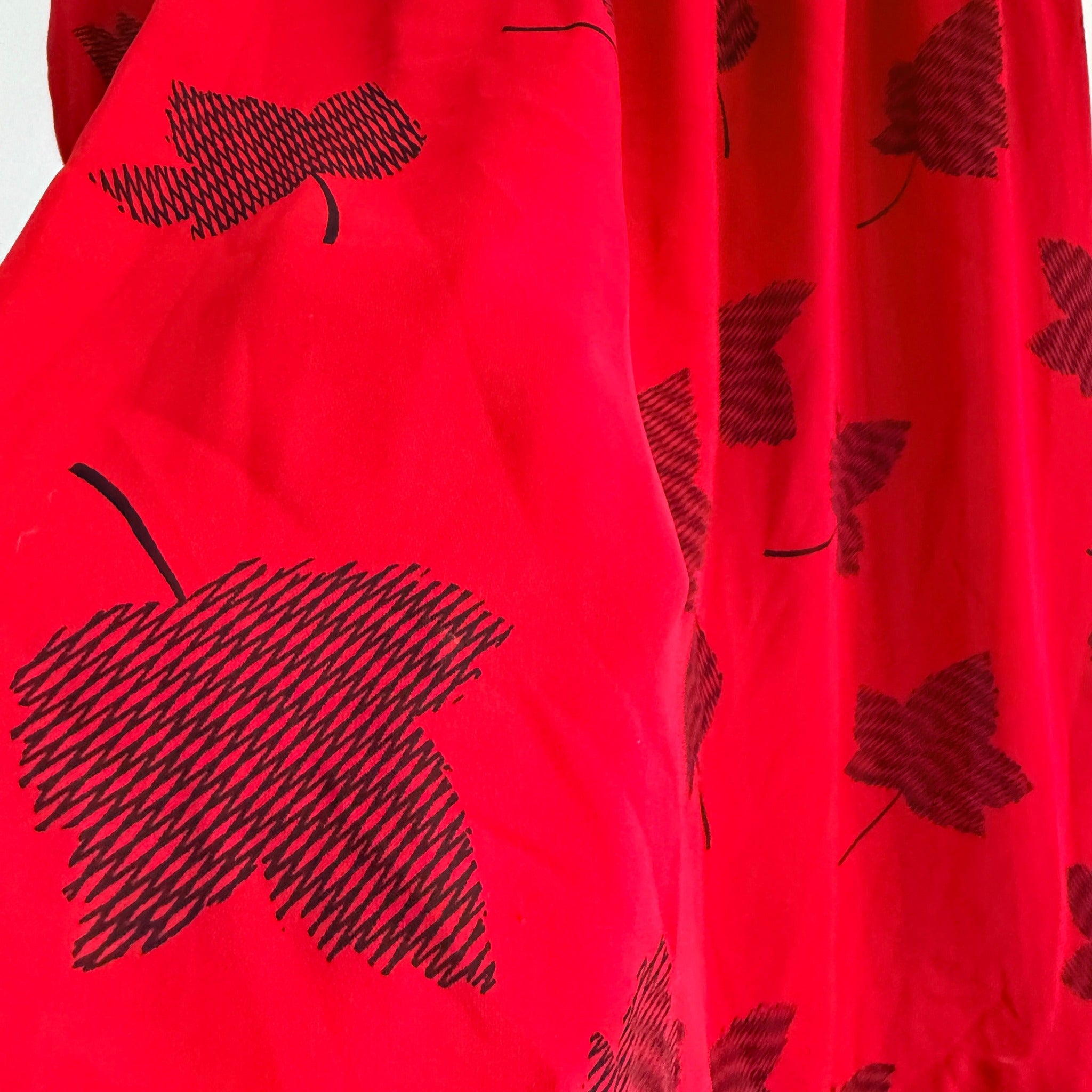 Maxine Vintage Red Black Leaf Print Polyester Pussy Bow Midi Dress Sz 14 Retro - Image 8