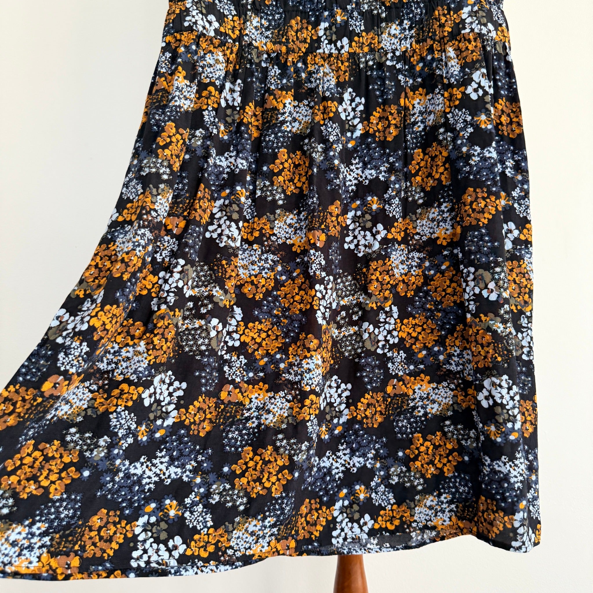 UNIQLO Womens Floral Print Viscose Sleeveless Shift Dress Size M Summer Casual - Image 7