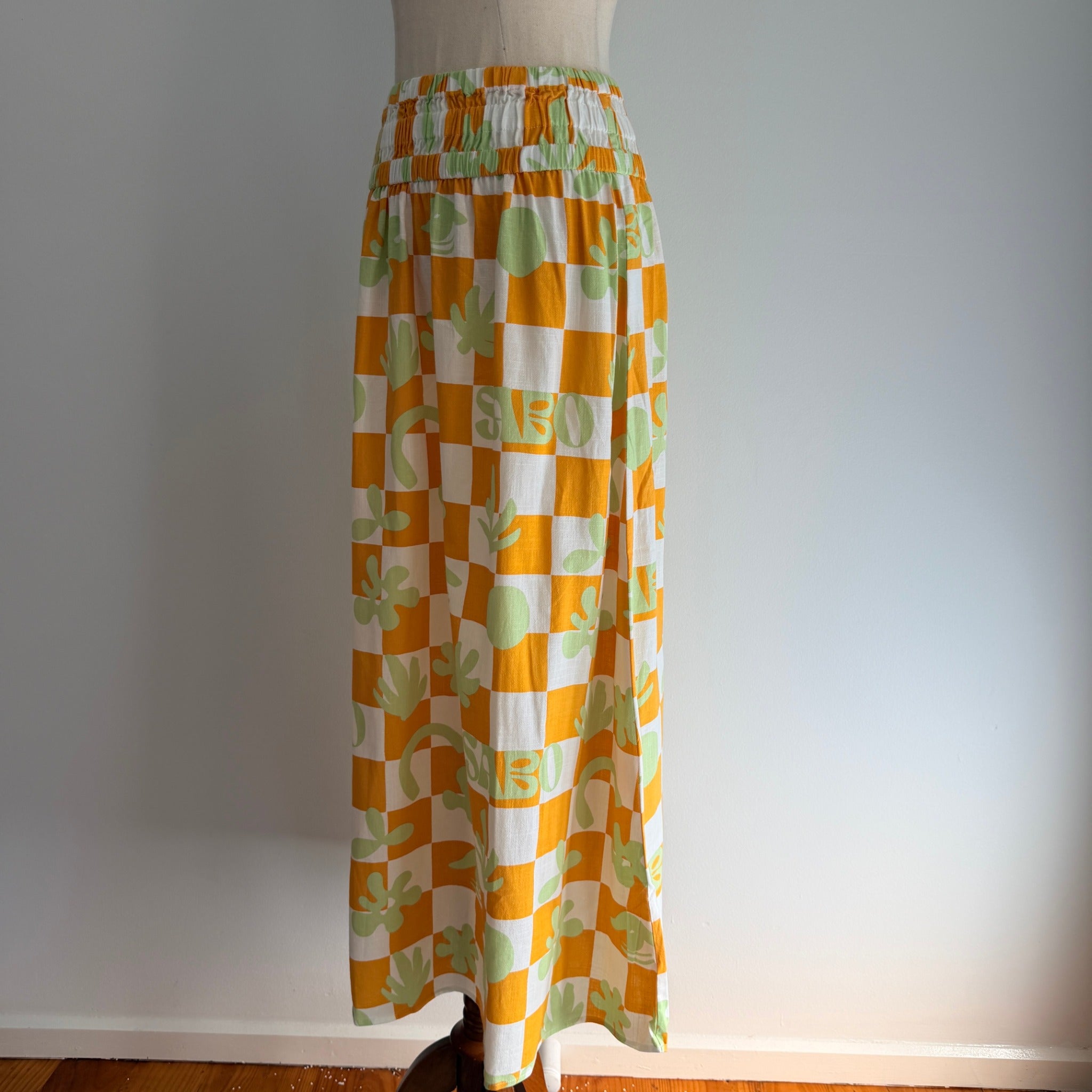 Sabo Orange And White Checkered Leaf Print Maxi Skirt - Image 3