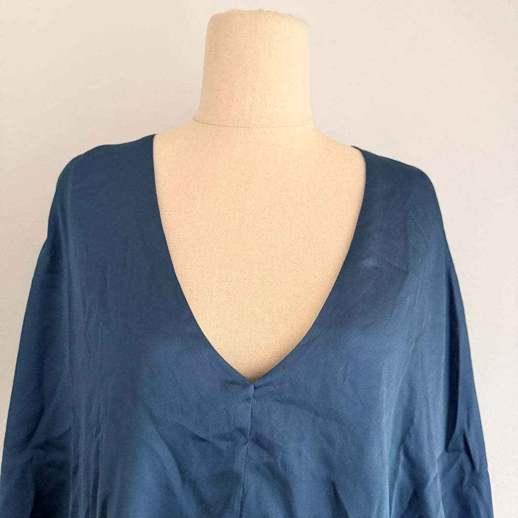 Sheike Blue V-Neck Cape Sleeve Cropped Top Size 6 - Image 10