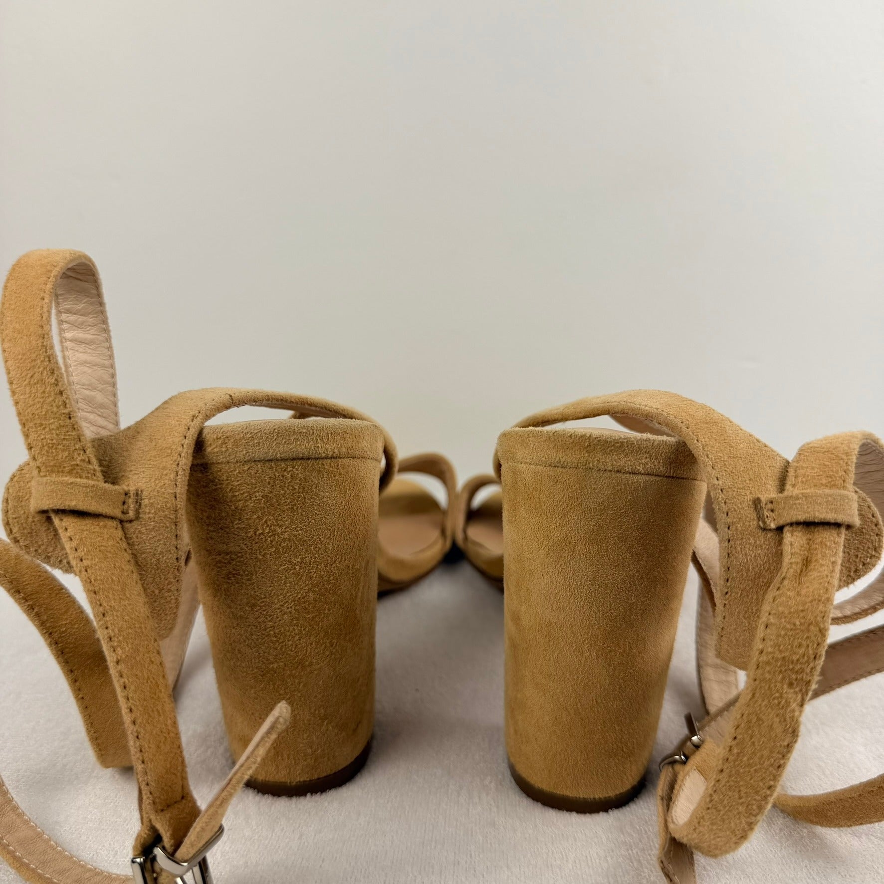 Robert Robert Tan Suede Ankle Wrap Block Heel Sandals Size 39 - Image 7