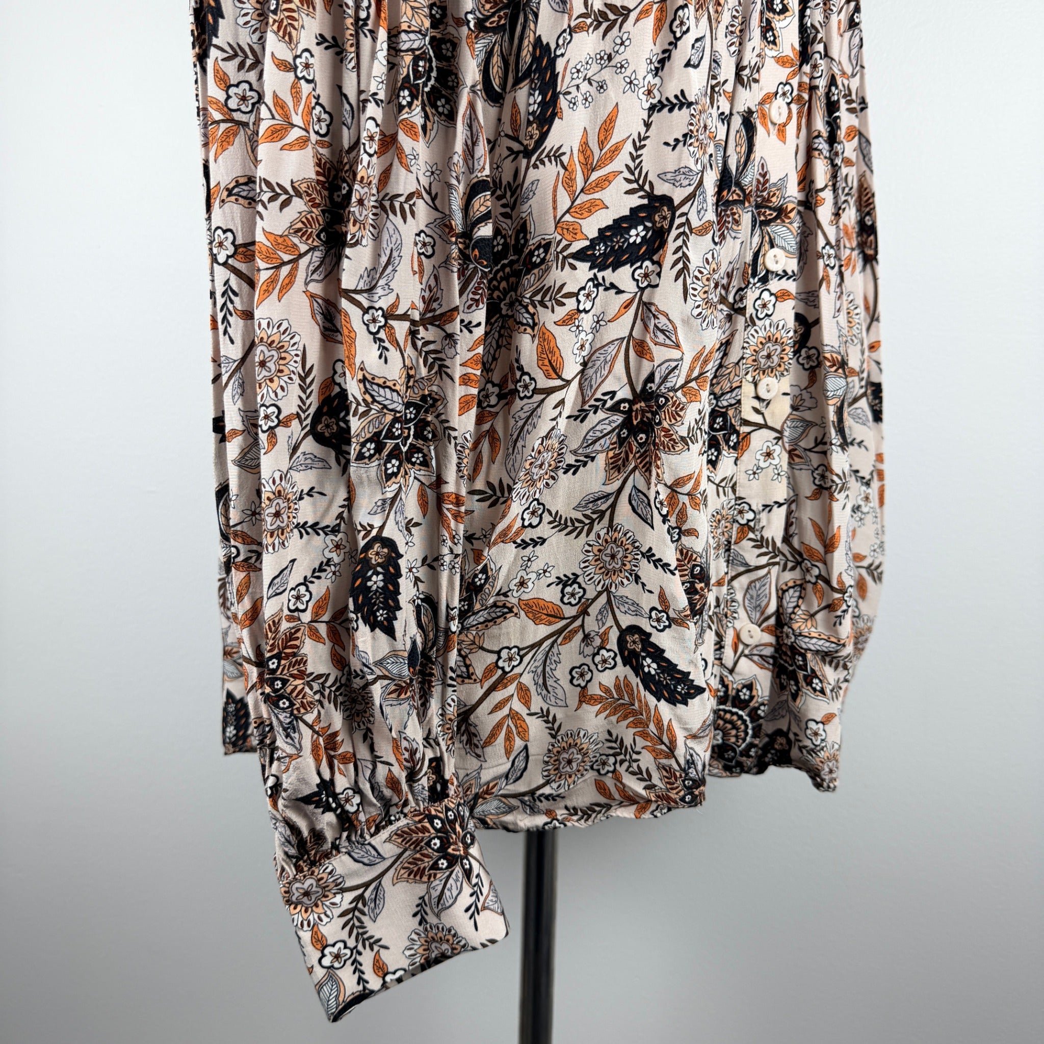 Witchery Beige Floral Print Viscose Blouse Size 6 Button Down Long Sleeve Boho - Image 15