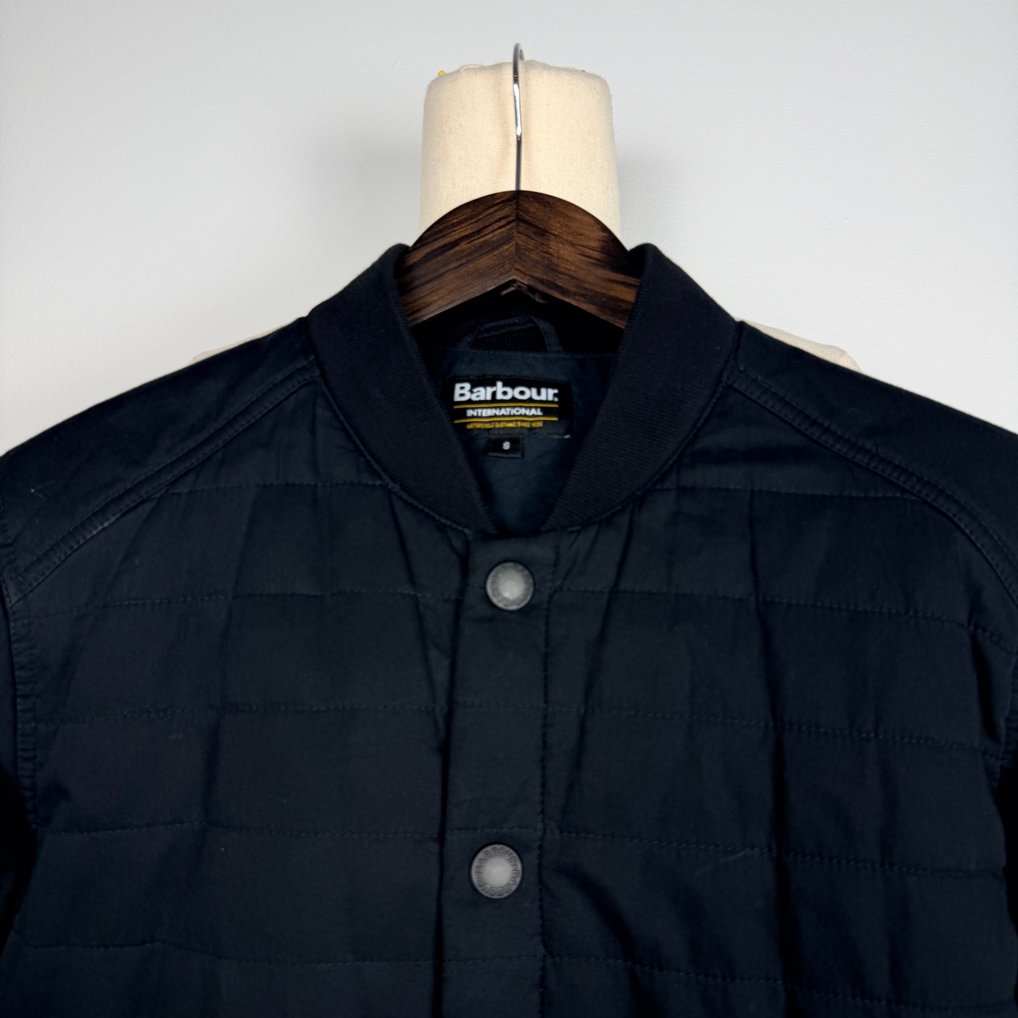 Barbour International Quilted Mens Jacket Black Size S Classic Style - Image 3