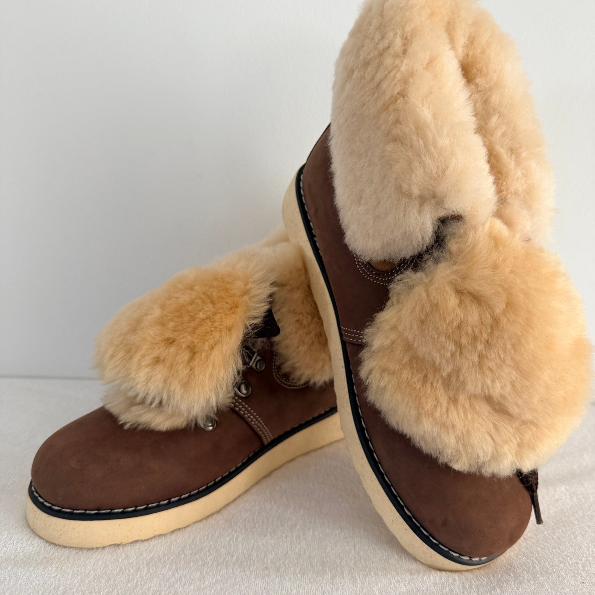 Ugg Boots Of Australia Lace-Up Boots Genuine Sheepskin Lined Brown Suede EU 36 - Image 11