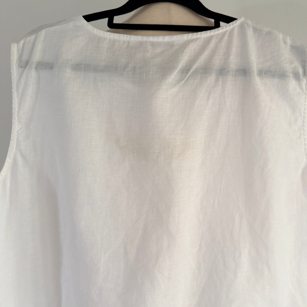 Spring Breeze White Linen Sleeveless Top Sz XXXL Floral Embroidered Summer - Image 9